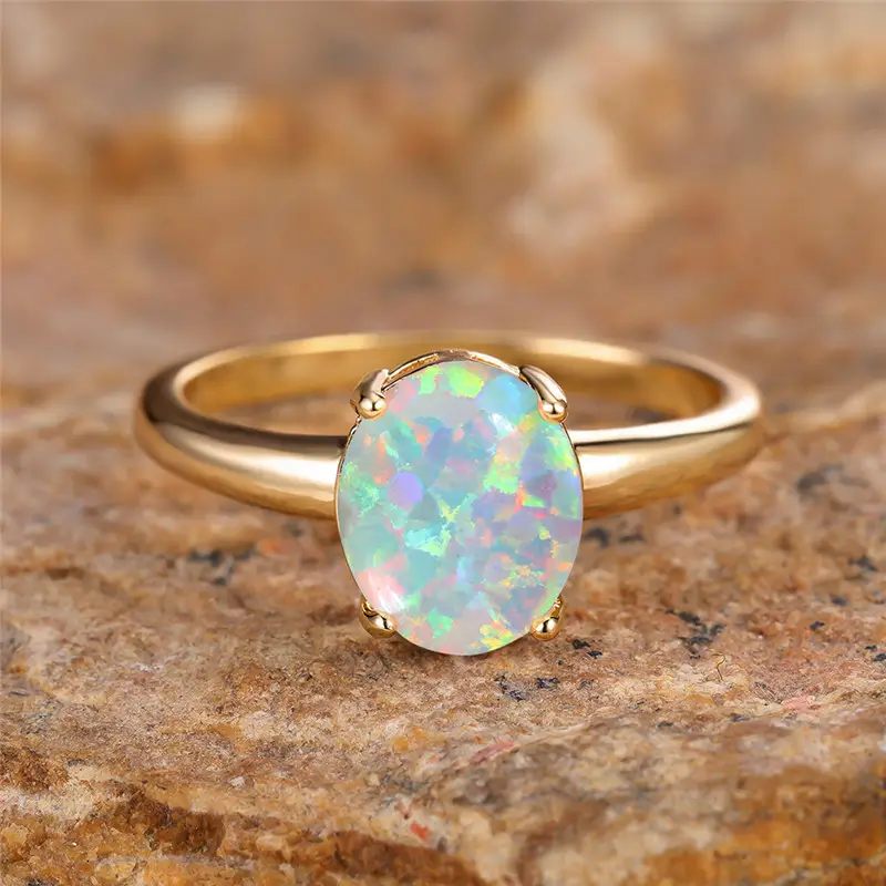Bague en Or Vintage avec Opale